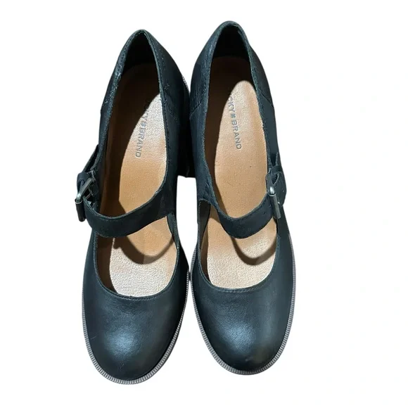 Lucky Brand Black Leather Oliviea Mary Jane Pump - Picture 2 of 12